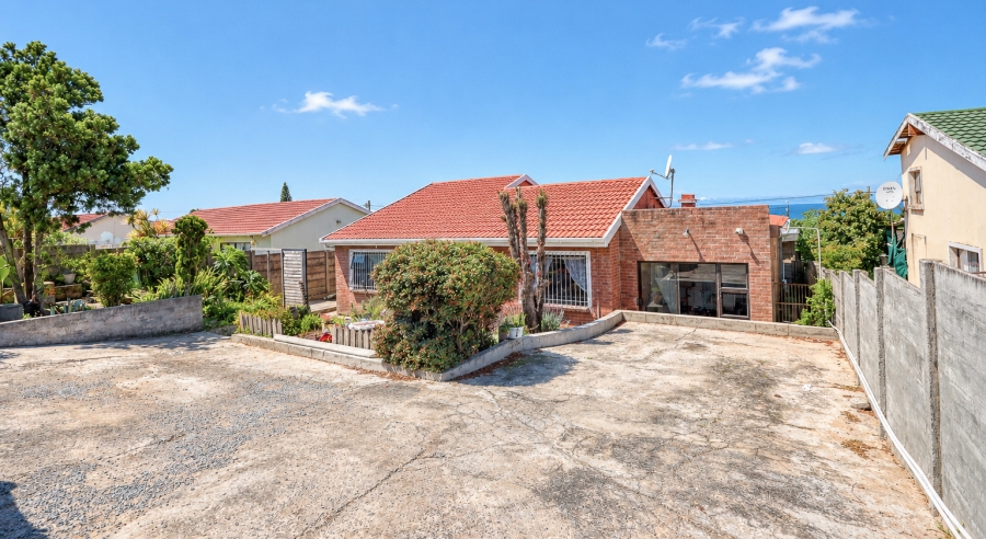 3 Bedroom Property for Sale in Sunnyridge Eastern Cape